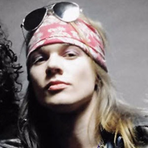 《阿丽塔》投资2亿!全球票房惨淡,卡梅隆这次