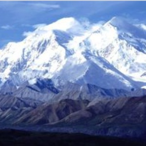 哪个更好看 女神集中营 迅雷电影圈