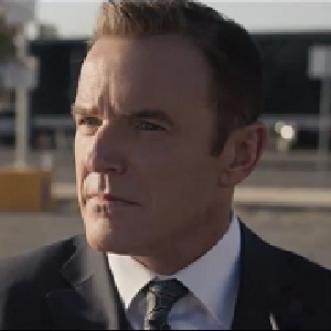 《网络迷踪》,一部另类而极具现实意义的悬疑