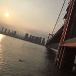 低空飞