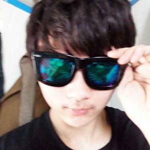 美国女兵征兵宣传片 片中美女让人看后直流鼻