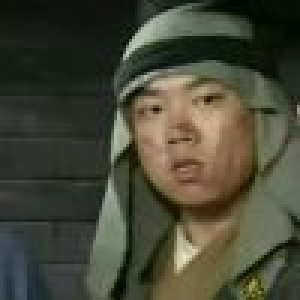 正上厕所时忽然从外面丢进去一个炸弹会怎么样