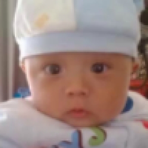 #2018我来了#调戏美女之美女尿床了,太搞笑了